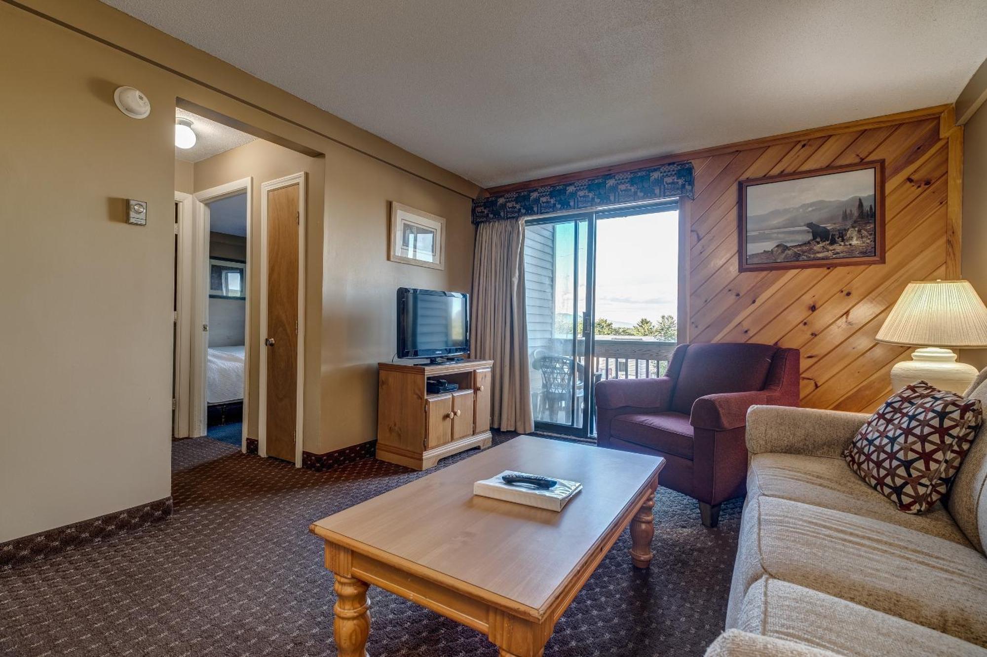 Village Of Winnipesaukee Laconia Room photo